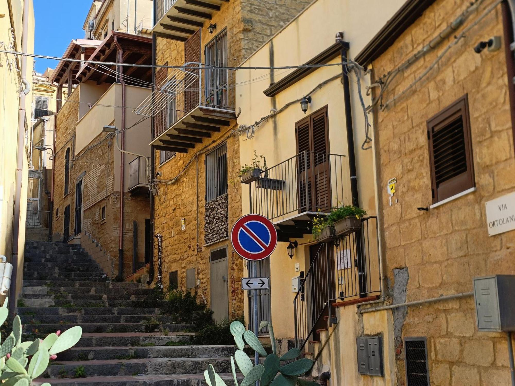 A Due Passi Dal Centro Sweet Rooms Αγκριτζέντο Εξωτερικό φωτογραφία